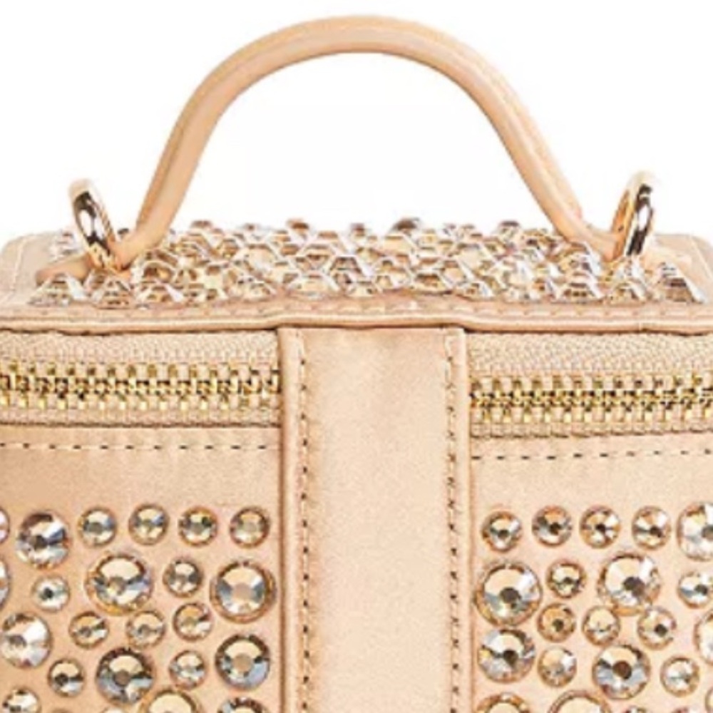 Sam Edelman
Estelle Mini Vanity Case Bag in Color:Ecru - Picture 8 of 8